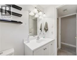 122 Greenbrier Drive, Waterloo, ON N2L4B5 Photo 23