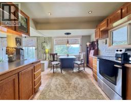 Living room - 840-842 W 6th Avenue, Prince Rupert, BC V8J4N3 Photo 10