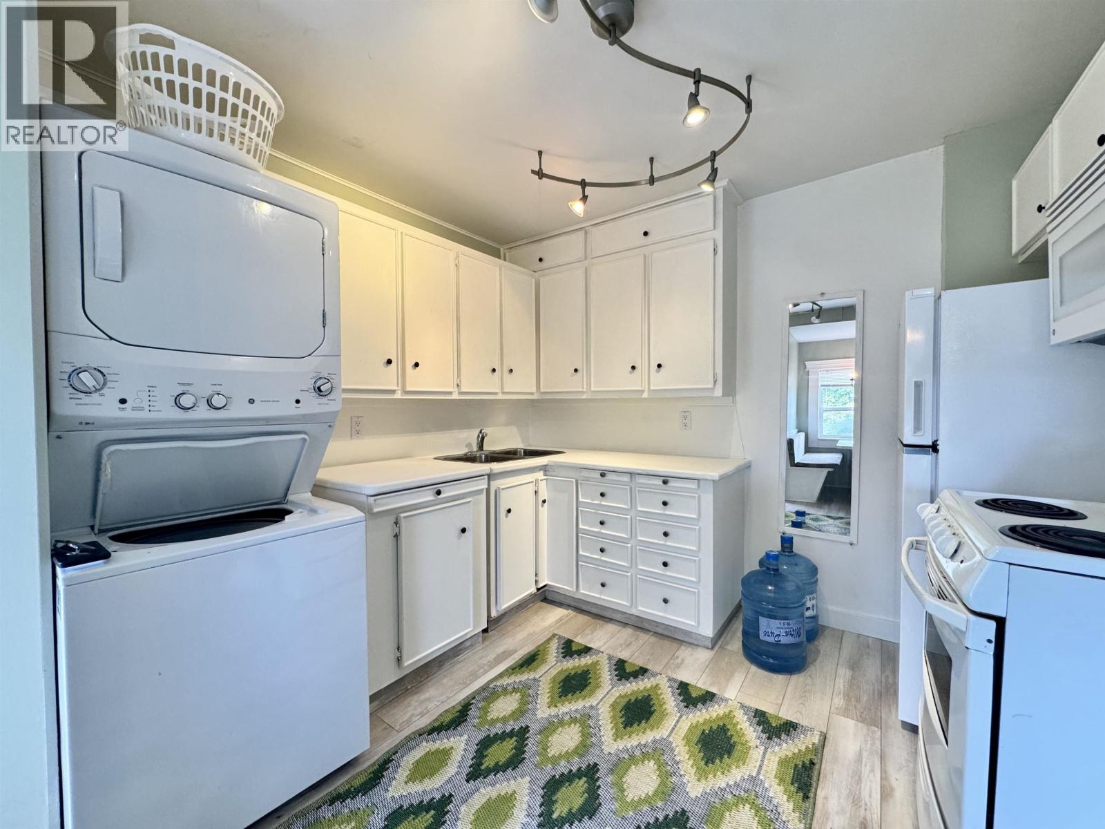 840-842 W 6TH AVENUE - Image 30