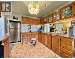 Dining room - 840-842 W 6th Avenue, Prince Rupert, BC V8J4N3 Photo 9