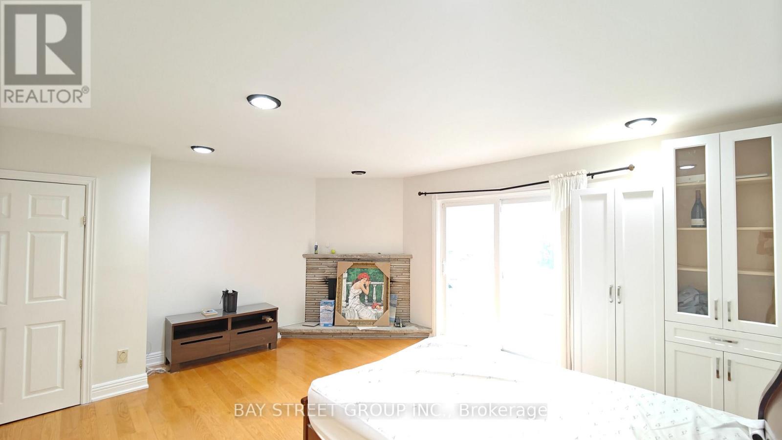 LOWER - 9 MOSEDALE CRESCENT, Toronto (Don Valley Village) — photo 5