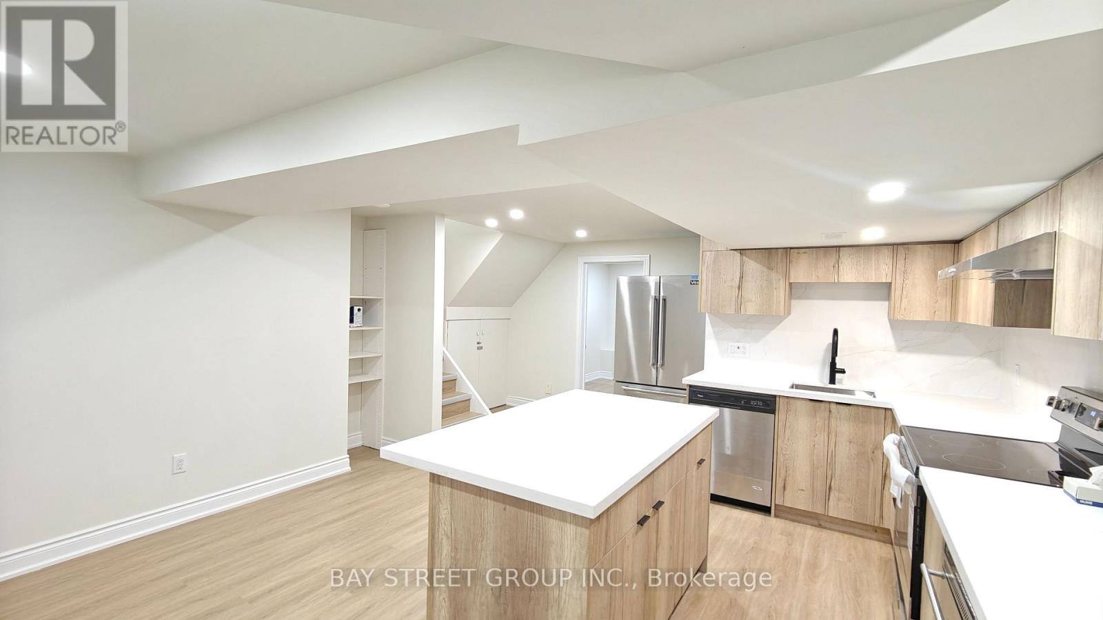LOWER - 9 MOSEDALE CRESCENT, Toronto (Don Valley Village) — photo 9