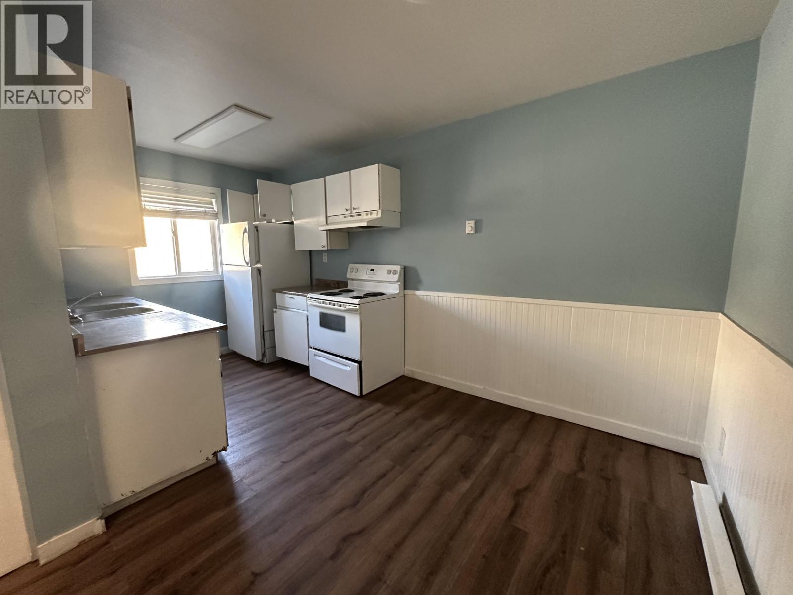 #59 605 CARSON DRIVE - Image 6