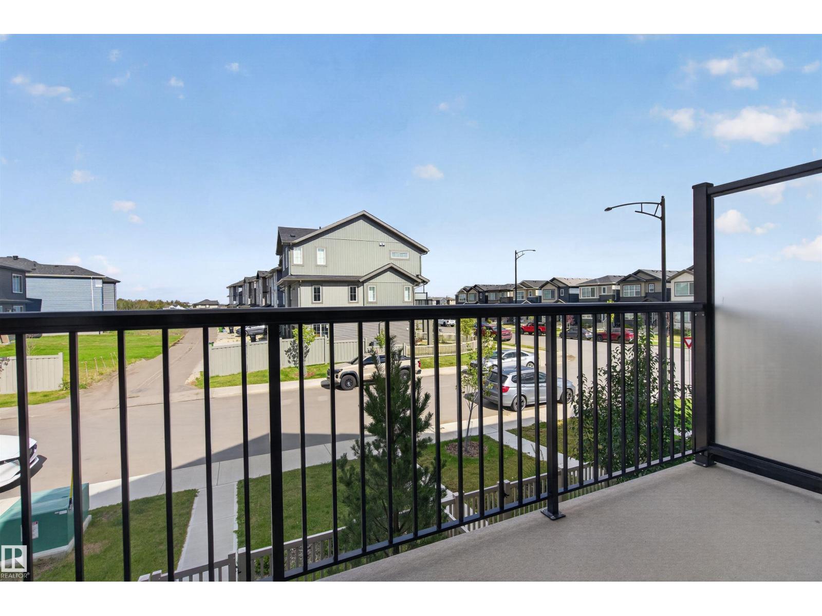 22709 84 AV NW - 15