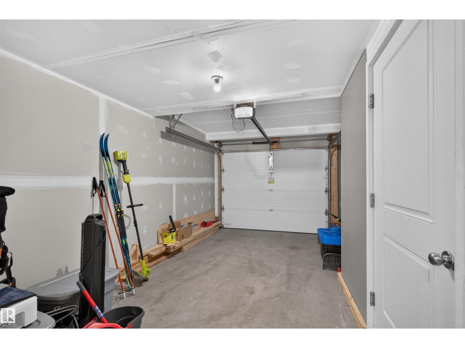 22709 84 AV NW - 26