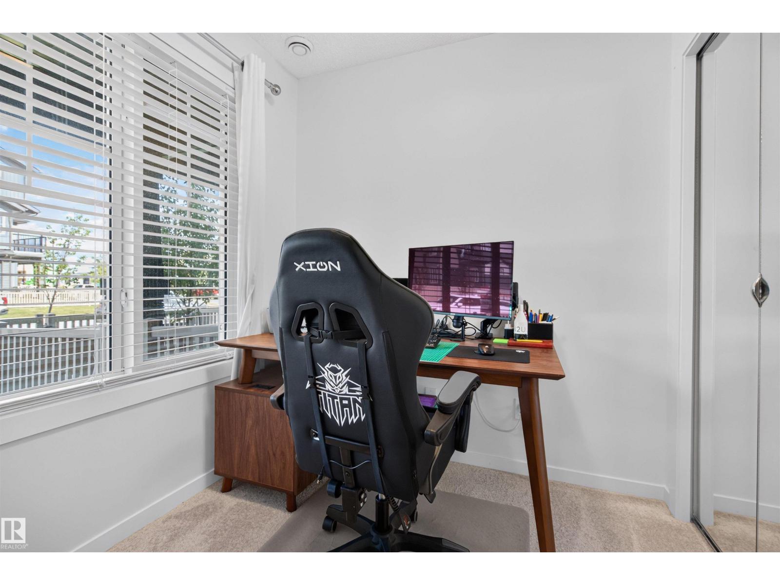 22709 84 AV NW - 4