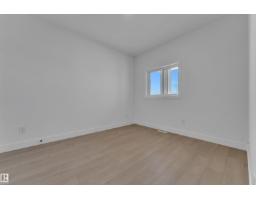 1129 Starling Dr Nw, Edmonton, AB T5S0X9 Photo 9