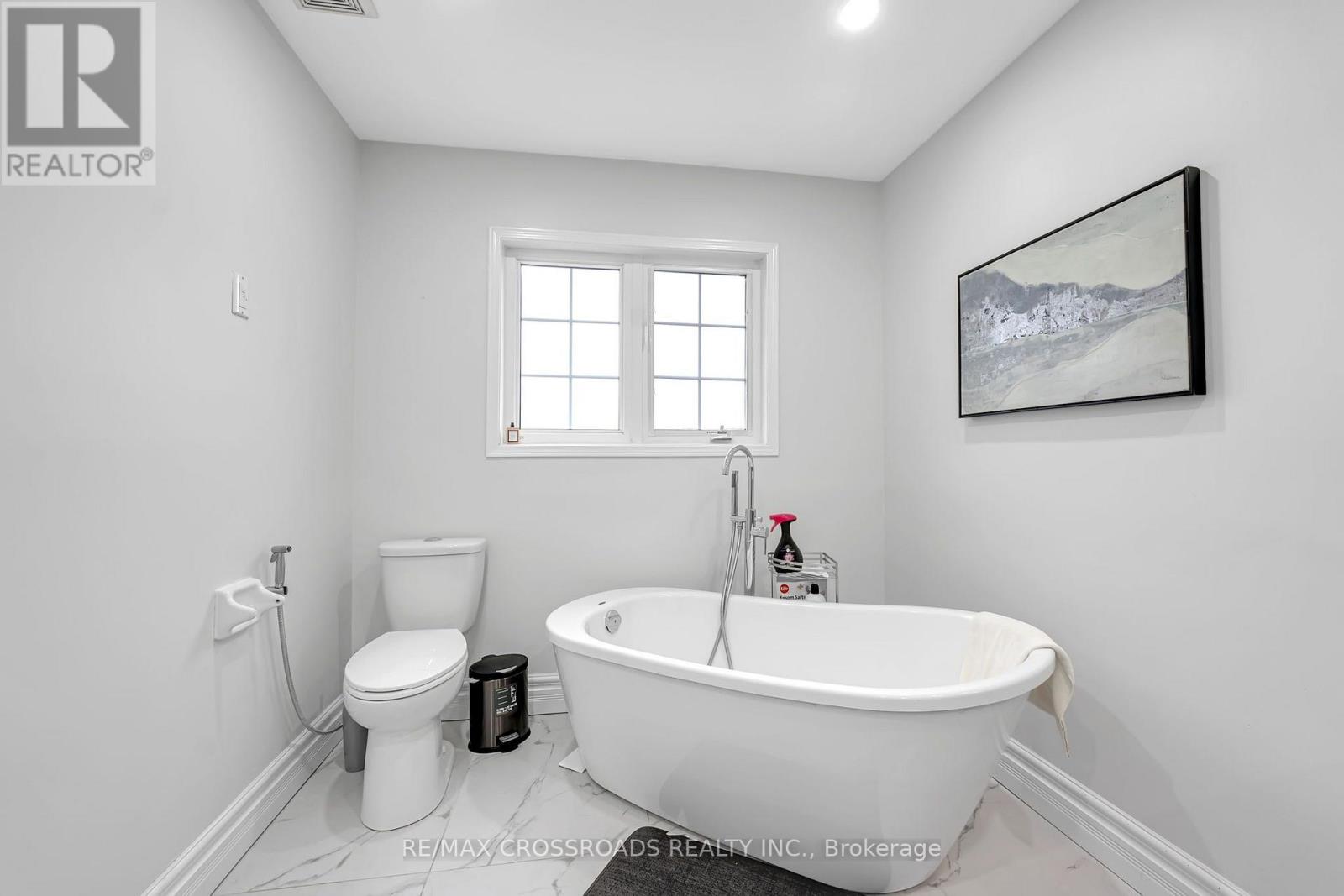 28 O'shea Crescent, Ajax, ON photo 31