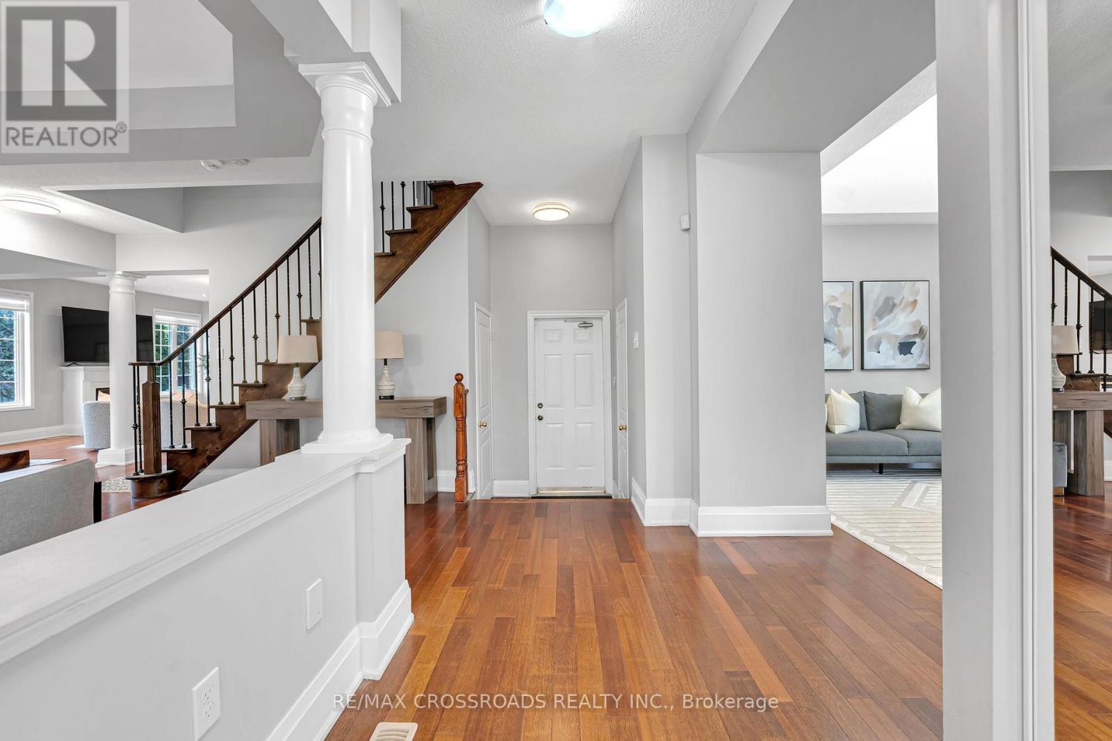 28 O'shea Crescent, Ajax, ON photo 5