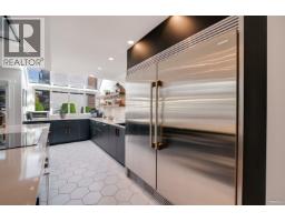 2022 Chesterfield Avenue, North Vancouver, BC V7M2P6 Photo 10