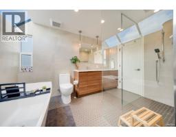 2022 Chesterfield Avenue, North Vancouver, BC V7M2P6 Photo 22