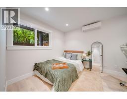 2022 Chesterfield Avenue, North Vancouver, BC V7M2P6 Photo 27