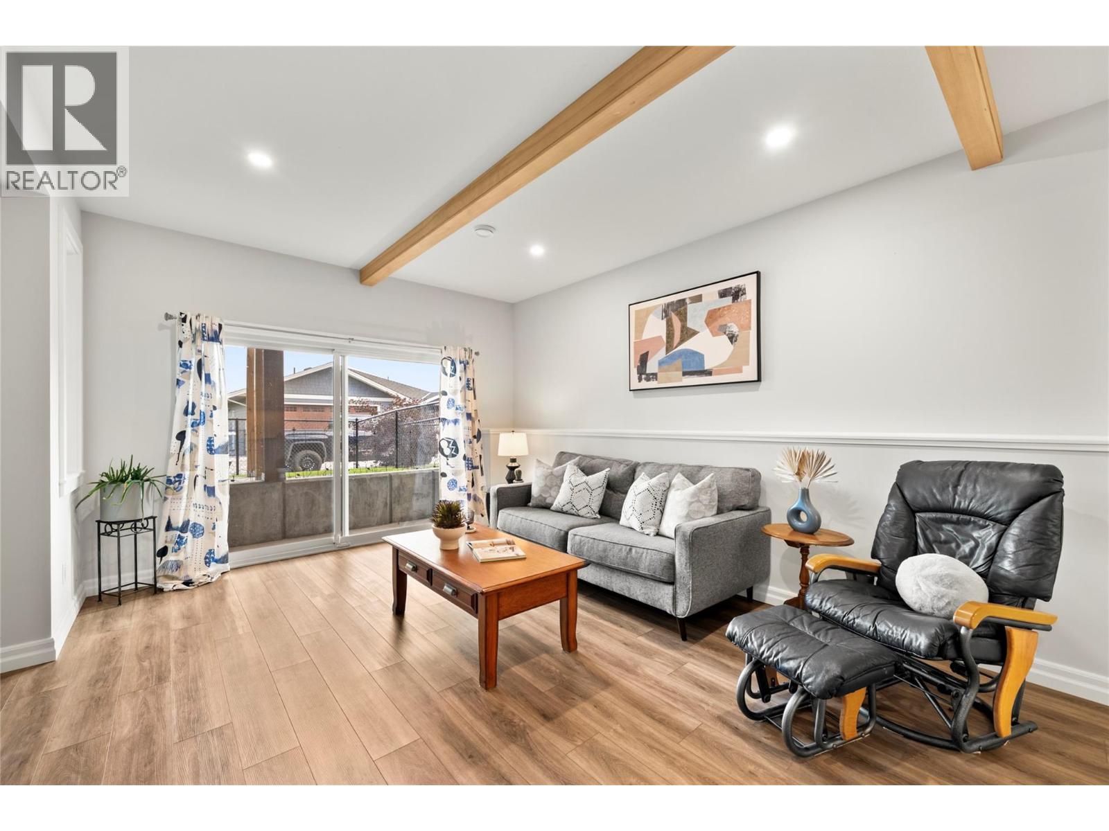 6 2715 Golf Course Drive, Blind Bay