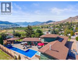 Recreation room - 3047 Sunnyview Road, Vernon, BC V1H1B5 Photo 12