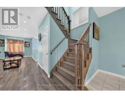 119 Taucar Gate, Bradford West Gwillimbury, ON L3Z2A5 Photo 15