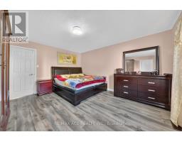 119 Taucar Gate, Bradford West Gwillimbury, ON L3Z2A5 Photo 18