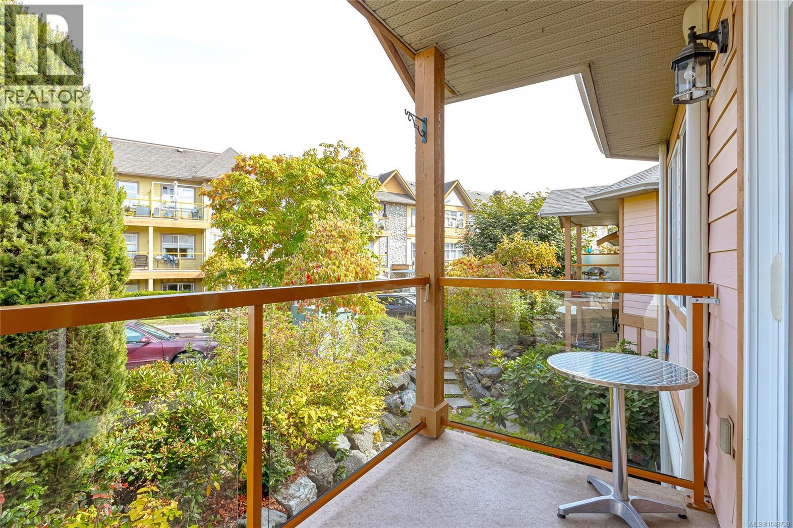 7921 Polo Park Cres, Central Saanich