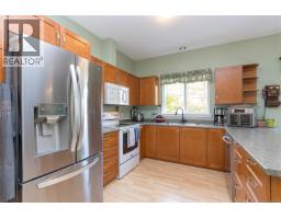 Balcony - 7921 Polo Park Cres, Central Saanich, BC V8M2K2 Photo 14