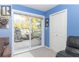7921 Polo Park Cres, Central Saanich, BC V8M2K2 Photo 24