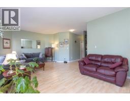 Primary Bedroom - 7921 Polo Park Cres, Central Saanich, BC V8M2K2 Photo 9
