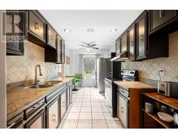 Bathroom - 136 Elderwood Place, Brampton, ON L6V3N3 Photo 10