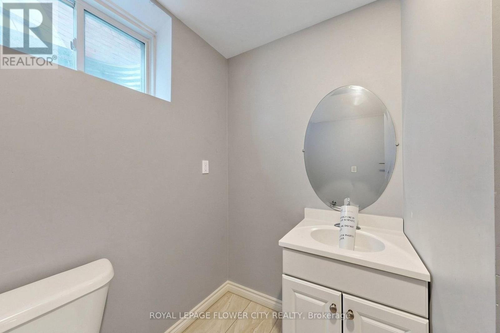 5 DECORSO DRIVE - Image 37