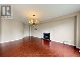 Eating area - 5 Decorso Drive, Brampton, ON L6P3T7 Photo 9