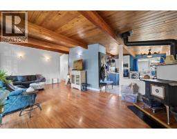 Living room - 318 Main Street, Ferintosh, AB T0B1M0 Photo 8