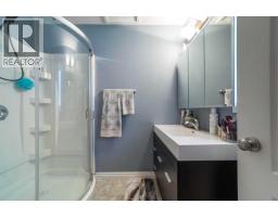 318 Main Street, Ferintosh, AB T0B1M0 Photo 17