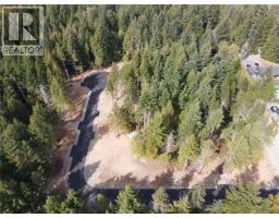 Sl2 Essex Way, Qualicum Beach, BC V9K2A5 Photo 6
