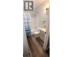 7 Applewood Avenue Unit# 10, Stoney Creek, ON L8G3S4 Photo 9