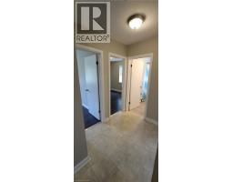 7 Applewood Avenue Unit# 10, Stoney Creek, ON L8G3S4 Photo 8
