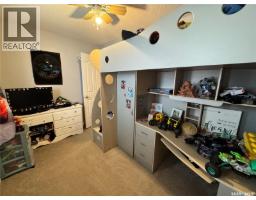 Laundry room - 405 2nd Avenue E, Biggar, SK S0K0M0 Photo 13