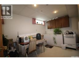 613 4th Street W, Shaunavon, SK S0N2M0 Photo 21