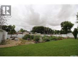 613 4th Street W, Shaunavon, SK S0N2M0 Photo 27
