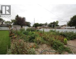 613 4th Street W, Shaunavon, SK S0N2M0 Photo 30