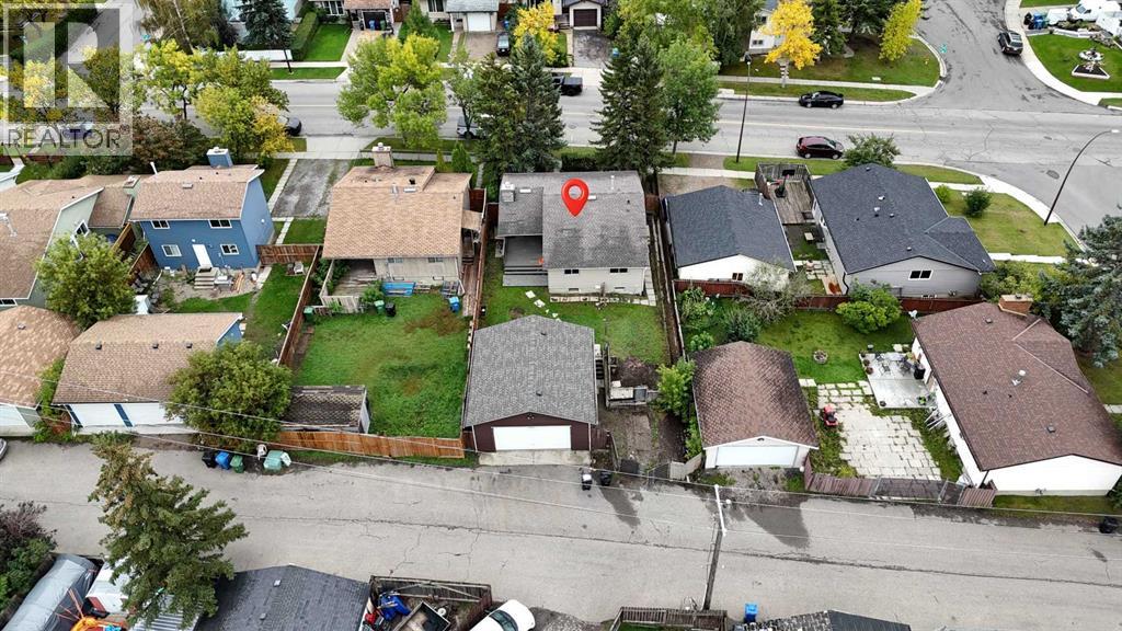 6304 28 Avenue NE - 36