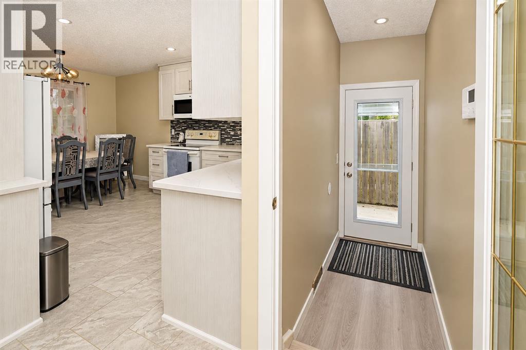 707 Malvern Drive NE - 11