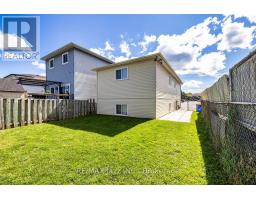 260 Lakeview Park Avenue, Oshawa, ON L1J7M5 Photo 12
