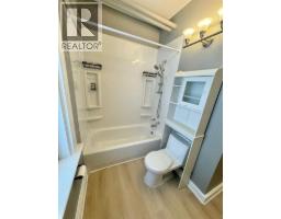 804 8 Street Se, Medicine Hat, AB T1A1M8 Photo 9