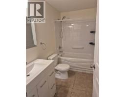 804 8 Street Se, Medicine Hat, AB T1A1M8 Photo 28