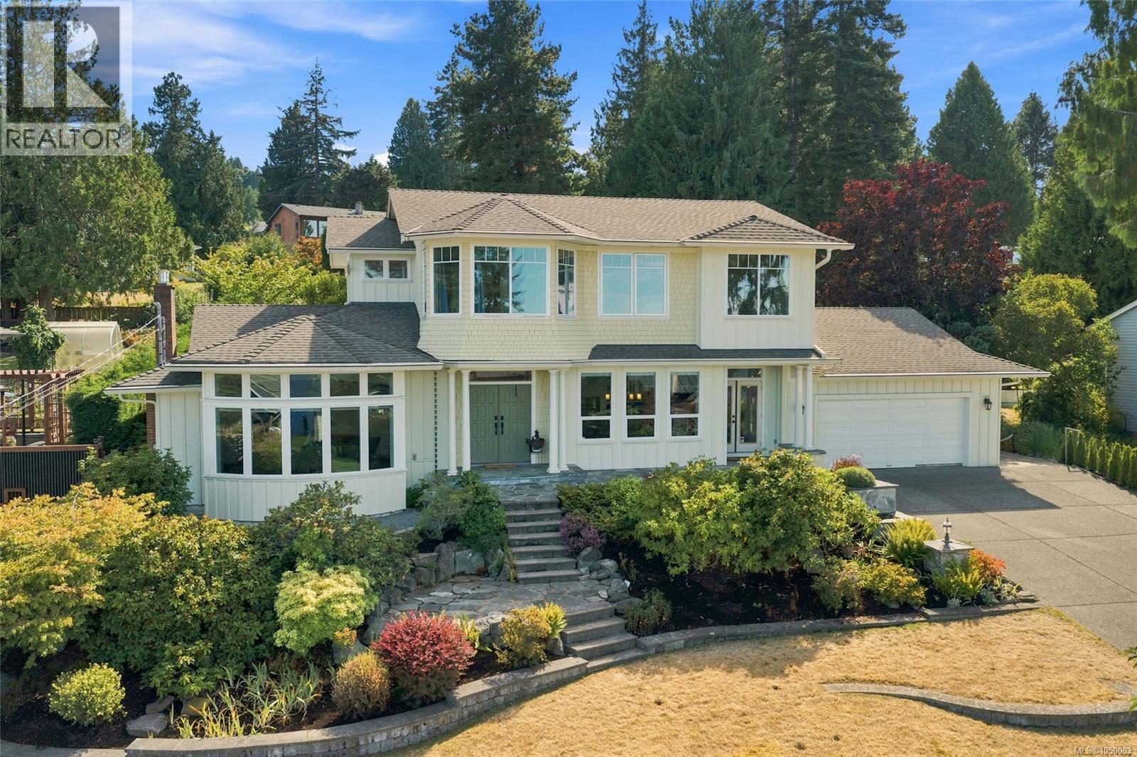 5455 Bayshore Dr, Nanaimo