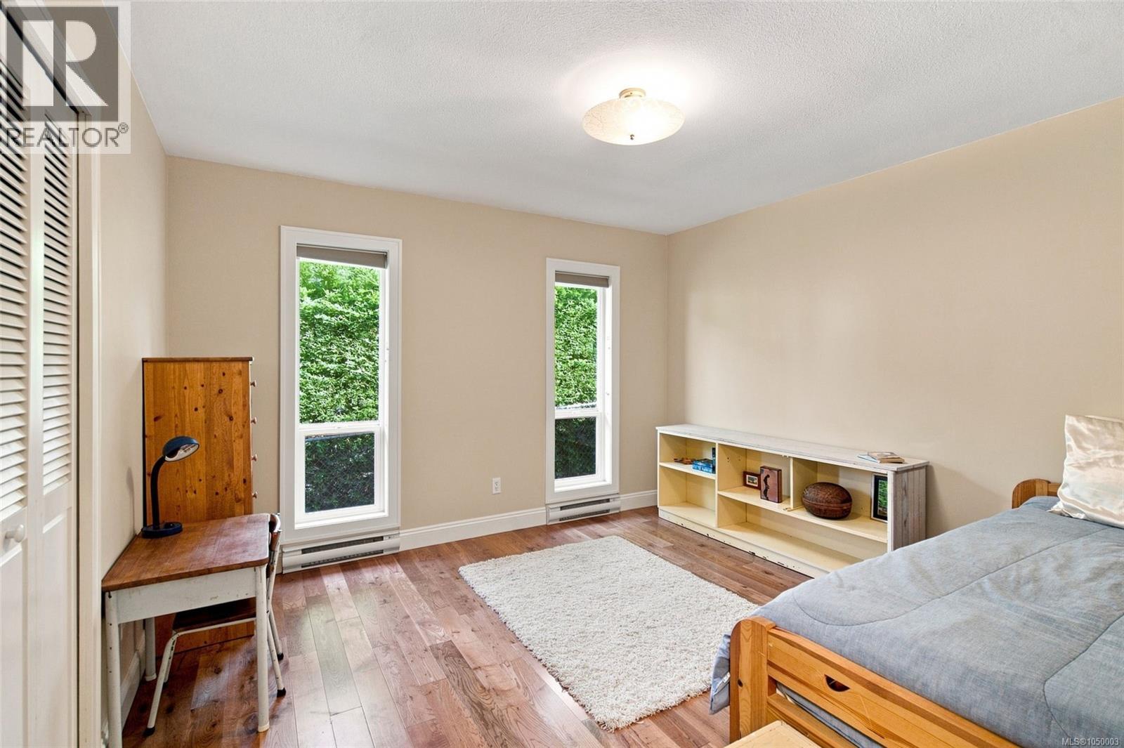 5455 Bayshore Dr, Nanaimo