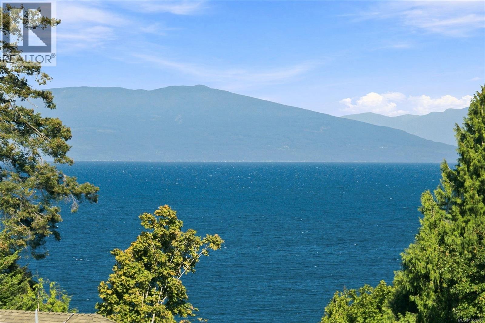 5455 Bayshore Dr, Nanaimo