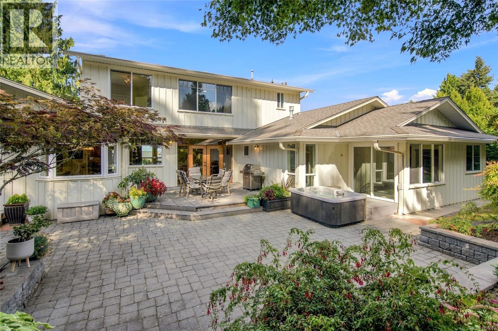 5455 Bayshore Dr - 56