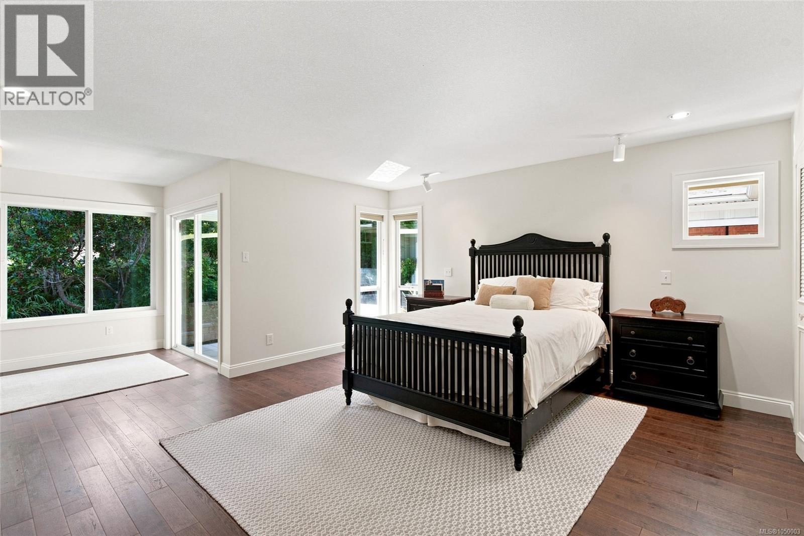 5455 Bayshore Dr, Nanaimo