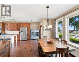 5455 Bayshore Dr, Nanaimo, BC V9V1G8 Photo 21