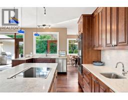 5455 Bayshore Dr, Nanaimo, BC V9V1G8 Photo 24