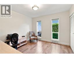 5455 Bayshore Dr, Nanaimo, BC V9V1G8 Photo 33