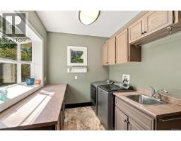 5455 Bayshore Dr, Nanaimo, BC V9V1G8 Photo 36